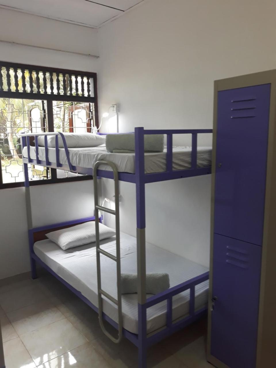 Coco Hostels - Уелигама Екстериор снимка