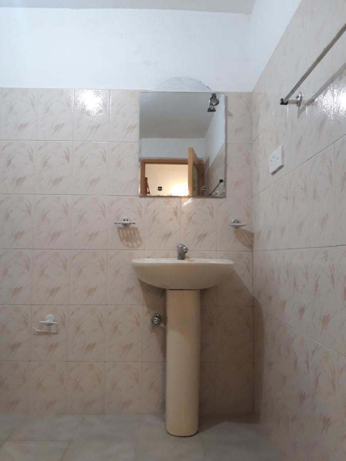 Coco Hostels - Уелигама Екстериор снимка